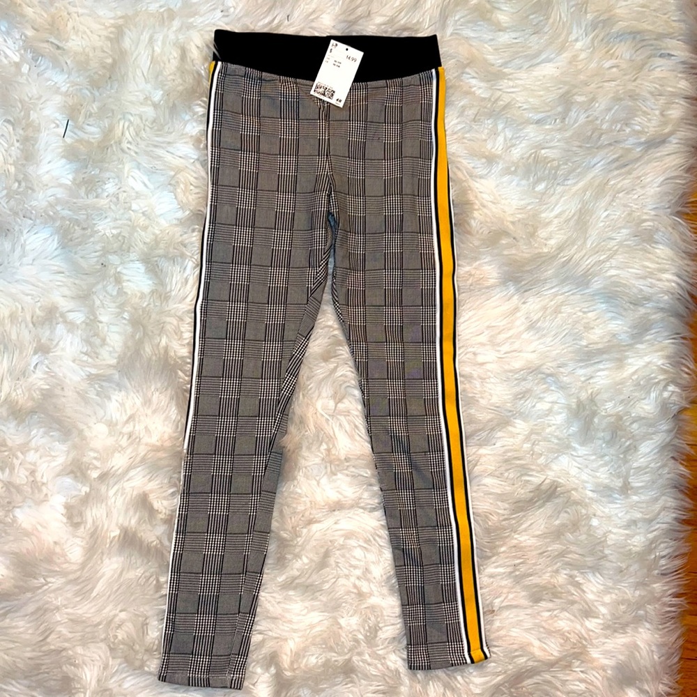 NWT H&M Girls Plaid Pants (Size 10-11)